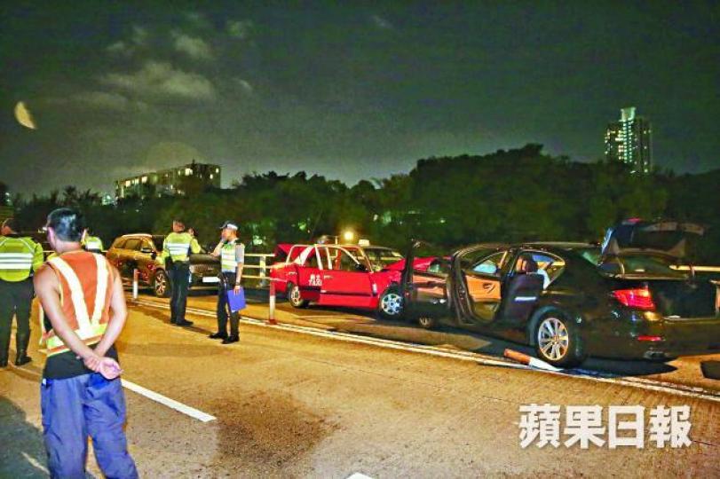 ■亞皆老街天橋前晚發生奪命車禍,駕寶馬載客的Uber司機許祈偉送院搶救不治。資料圖片Uber司機許祈偉 ■亞皆老街天橋前晚發生奪命車禍,駕寶馬載客的Uber司機許祈偉送院搶救不治。資料圖片Uber司機許祈偉
