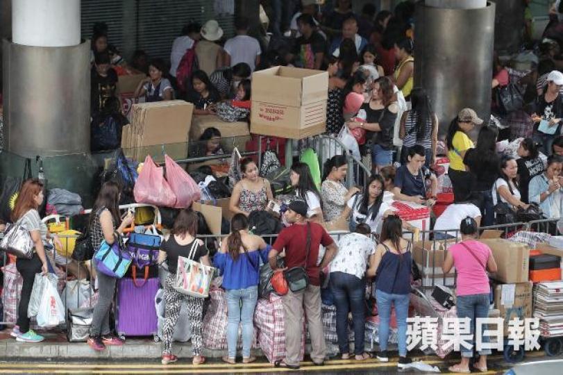 ■內地正與菲律賓商討引入當地傭工,對香港市場將帶來影響。資料圖片 ■內地正與菲律賓商討引入當地傭工,對香港市場將帶來影響。資料圖片