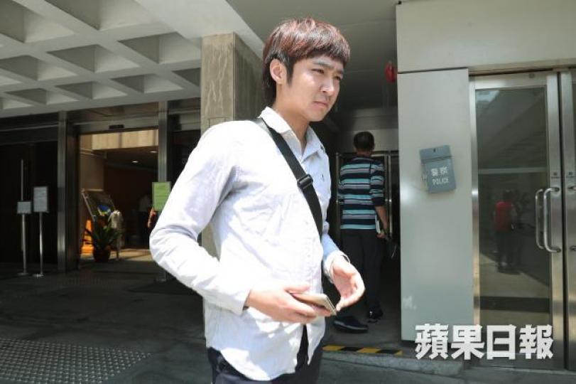 ■波友趙溢豐案發翌日發現被告頸部抓傷。 ■波友趙溢豐案發翌日發現被告頸部抓傷。