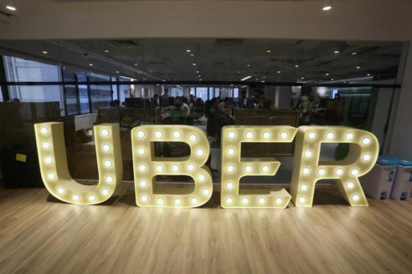 ■Uber攻港一直都未合法,在無法例保障之下,前路不易行。資料圖片 ■Uber攻港一直都未合法,在無法例保障之下,前路不易行。資料圖片