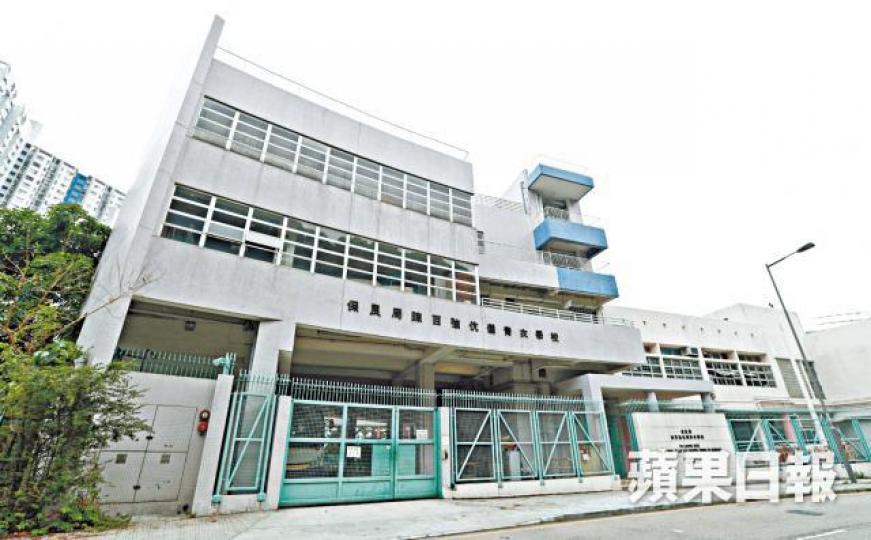 ■染病女生的學校近日正爆發上呼吸道感染。張志華攝 ■染病女生的學校近日正爆發上呼吸道感染。張志華攝