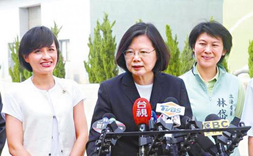 ■蔡英文稱願在不設政治前提下與對岸領導人會談。 ■蔡英文稱願在不設政治前提下與對岸領導人會談。