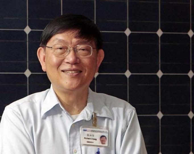 ■張汝京在香港回歸後不久,本來應邀在香港合作搞芯片,但因土地問題傾唔掂數。 資料圖片 ■張汝京在香港回歸後不久,本來應邀在香港合作搞芯片,但因土地問題傾唔掂數。 資料圖片