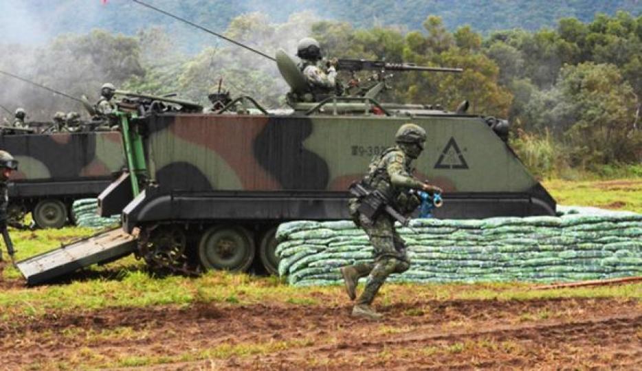 ■陸軍花防部一名女下士清洗紗窗摔死。圖為花防部戰鬥訓練資料圖片。 ■陸軍花防部一名女下士清洗紗窗摔死。圖為花防部戰鬥訓練資料圖片。