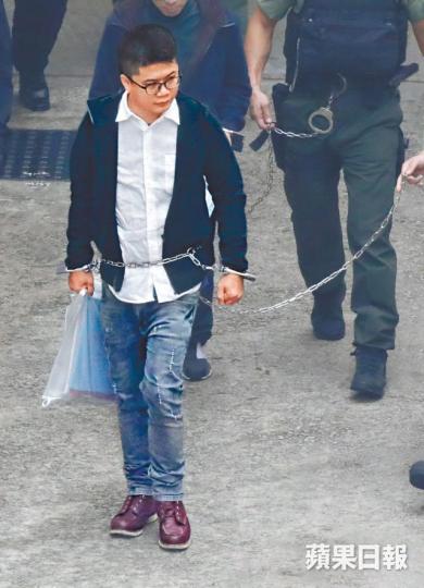 被告莫俊賢死者陳曼儀■死者父親昨在女兒及其男友陪同下到庭聽審。朱永倫攝 被告莫俊賢死者陳曼儀■死者父親昨在女兒及其男友陪同下到庭聽審。朱永倫攝