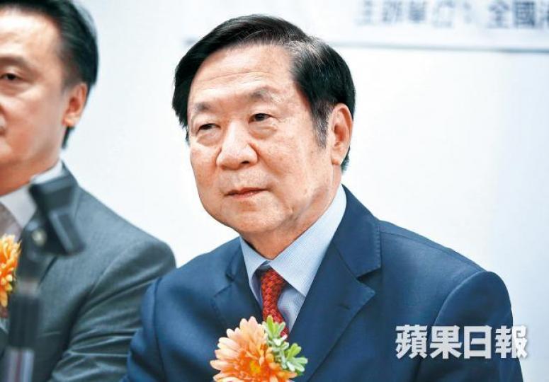 ■陳佐洱90年訪港,曾向港官質問為何會讓《省港旗兵4》和《表姐,你好嘢!》上映。麥當傑 ■陳佐洱90年訪港,曾向港官質問為何會讓《省港旗兵4》和《表姐,你好嘢!》上映。麥當傑