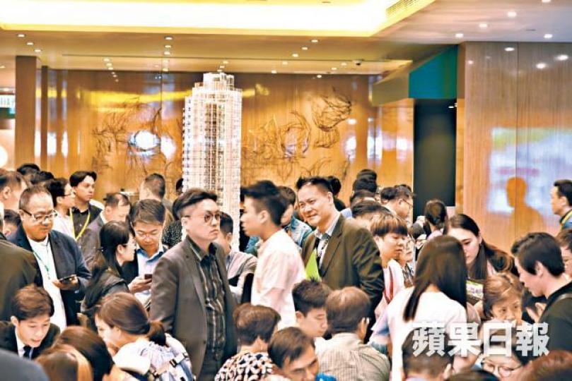 ■御半山銷情理想帶旺一手市場;圖為該盤售樓處。資料圖片 ■御半山銷情理想帶旺一手市場;圖為該盤售樓處。資料圖片