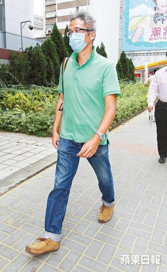 ■前輔警溫皓竣開公司向囚犯提供代客探監服務,早前被裁定串謀詐騙罪成,昨上訴得直。資料圖片■標榜專營荔枝角收押所代客探監的士多,有告示牌詳列可代客帶送的物品。資料圖片 ■前輔警溫皓竣開公司向囚犯提供代客探監服務,早前被裁定串謀詐騙罪成,昨上訴得直。資料圖片■標榜專營荔枝角收押所代客探監的士多,有告示牌詳列可代客帶送的物品。資料圖片