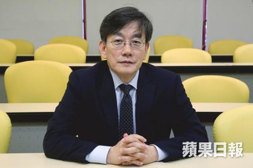 ■孫石熙投身新聞界達34年,他想在退休前一改南韓千篇一律的報道形式。何建忠攝 ■孫石熙投身新聞界達34年,他想在退休前一改南韓千篇一律的報道形式。何建忠攝