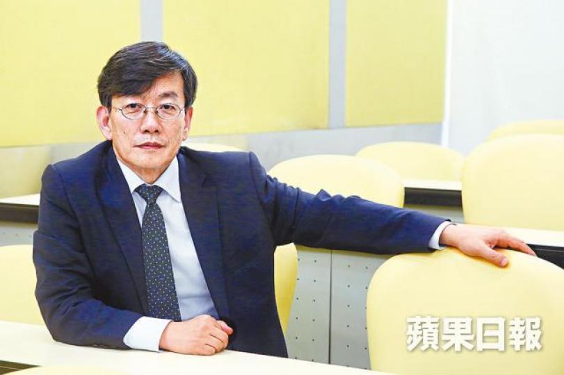 ■著名南韓新聞人孫石熙近日訪港,今將出席香港記者協會50周年晚宴並發言。何建忠攝 ■著名南韓新聞人孫石熙近日訪港,今將出席香港記者協會50周年晚宴並發言。何建忠攝