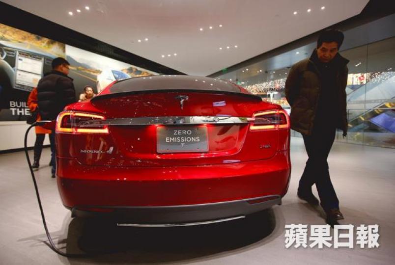 ■中國大減汽車關稅後,Tesla率先減價。資料圖片 ■中國大減汽車關稅後,Tesla率先減價。資料圖片