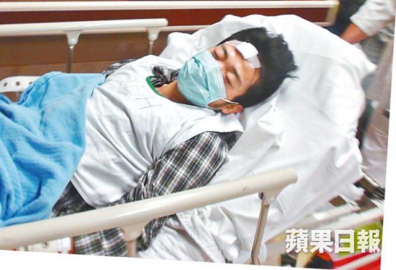 ■被告陳鵬案發後跳海自殺獲救。■死者李建風身上有多處刀傷,送院證實不治。 ■被告陳鵬案發後跳海自殺獲救。■死者李建風身上有多處刀傷,送院證實不治。