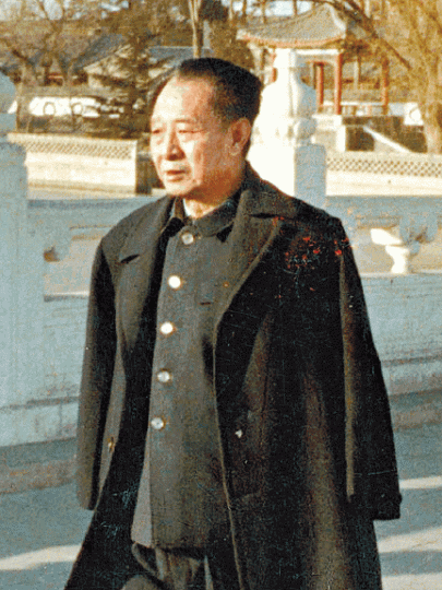 ■胡耀邦曾在政治局會議上心臟病發。 ■胡耀邦曾在政治局會議上心臟病發。
