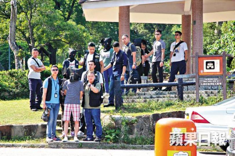 ■O記拘捕6名人蛇及6名蛇頭。 ■O記拘捕6名人蛇及6名蛇頭。