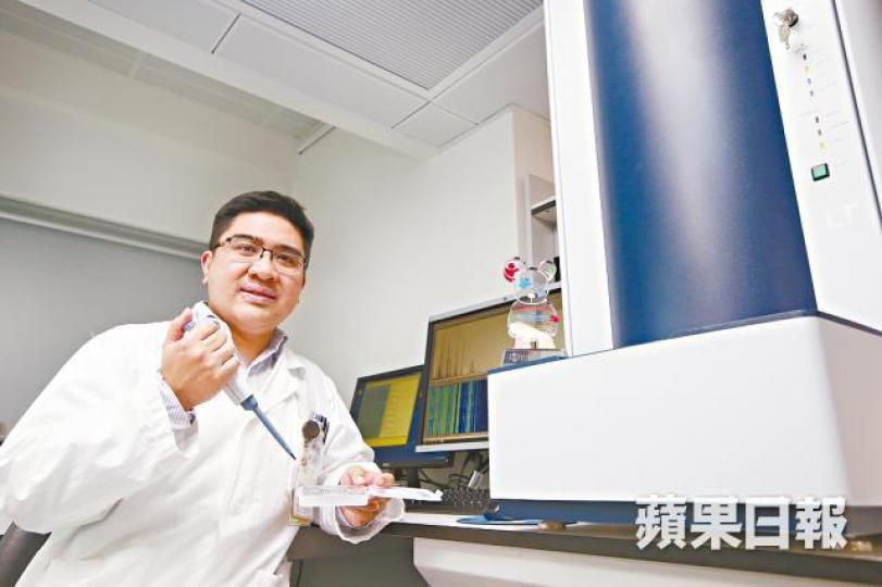 ■陳漢坤致力研發低成本的快速測試,讓醫生更快對症下藥。馬泉崇攝 ■陳漢坤致力研發低成本的快速測試,讓醫生更快對症下藥。馬泉崇攝