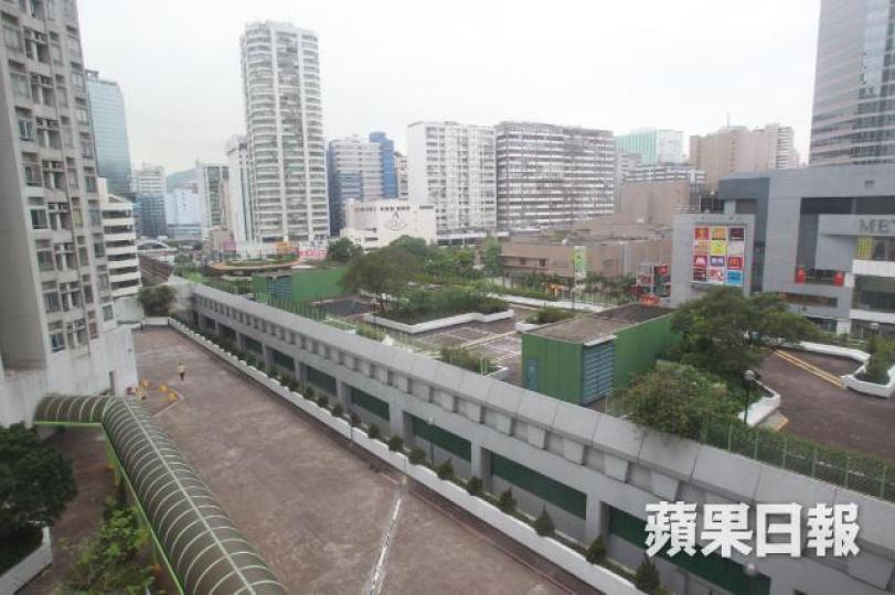 ■即將開展的葵青區地區康健中心試點計劃會以「1+5」的模式運作。 ■即將開展的葵青區地區康健中心試點計劃會以「1+5」的模式運作。