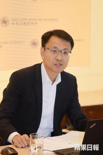 ■金管局助理總裁(銀行監理)陳景宏指部份申請者着重以較貼近生活體驗形式提供服務。何耀勤攝 ■金管局助理總裁(銀行監理)陳景宏指部份申請者着重以較貼近生活體驗形式提供服務。何耀勤攝