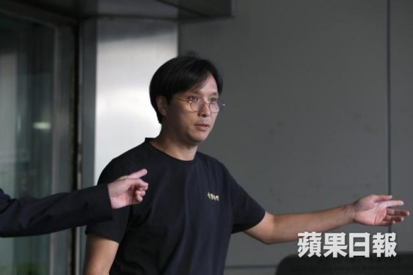 ■電影《樹大招風》道具領班張偉全被裁定保管偽製紙幣罪成。 ■電影《樹大招風》道具領班張偉全被裁定保管偽製紙幣罪成。