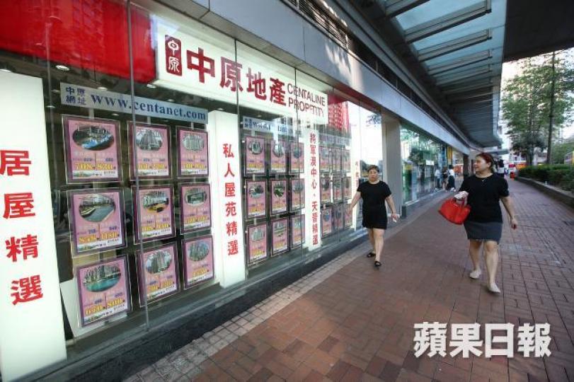 ■中原指明年落成新盤開放式單位已賣逾七成。資料圖片 ■中原指明年落成新盤開放式單位已賣逾七成。資料圖片