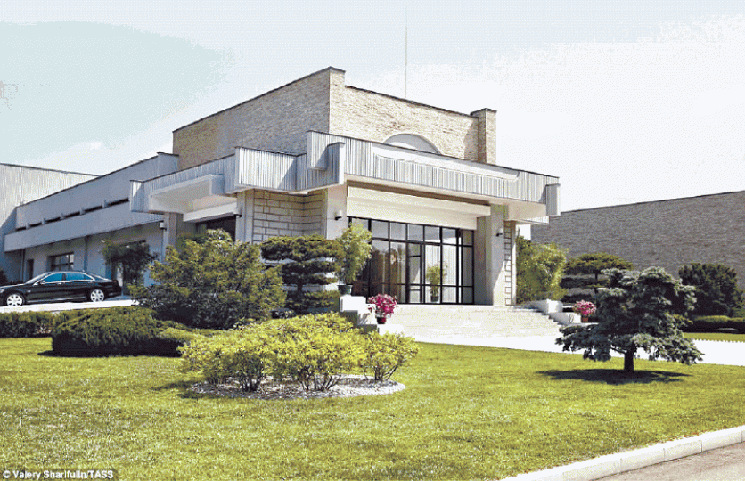 ■金正恩於平壤市郊一座行宮,採美式現代建築風格。■美女雕塑 ■金正恩於平壤市郊一座行宮,採美式現代建築風格。■美女雕塑