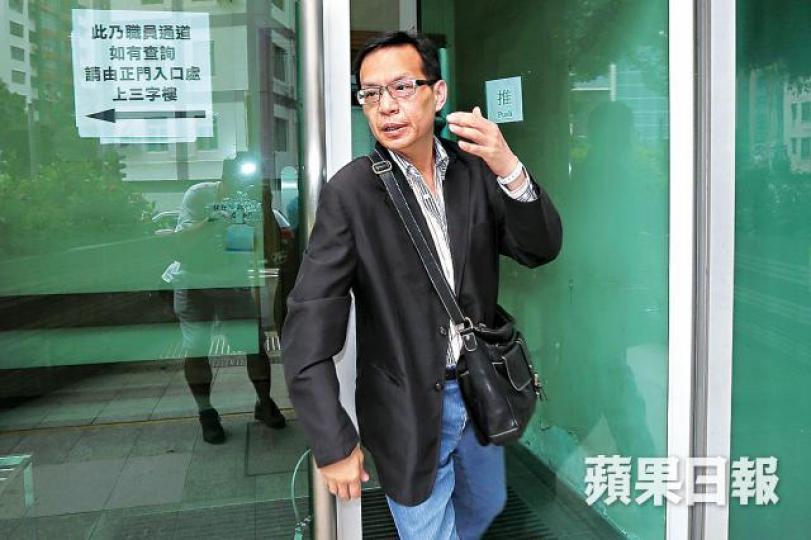 ■被告莊鴻石承認三項欺詐罪。 ■被告莊鴻石承認三項欺詐罪。