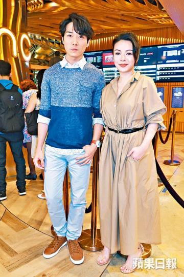 ■JW前晚和BabyJohn出席電影節活動時,表示希望新歌趕及在本月推出。 ■JW前晚和BabyJohn出席電影節活動時,表示希望新歌趕及在本月推出。