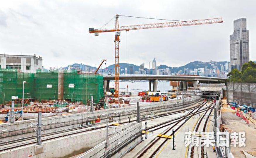 ■沙中綫紅磡站月台涉鋼筋造假,總承建商禮頓至今未有回應。李家皓攝■張建宗昨出席活動回應事件,指陳帆對電郵一事並不知情。■中科曾向運房局局長辦公室發電郵,惟陳帆竟不知悉。 ■沙中綫紅磡站月台涉鋼筋造假,總承建商禮頓至今未有回應。李家皓攝■張建宗昨出席活動回應事件,指陳帆對電郵一事並不知情。■中科曾向運房局局長辦公室發電郵,惟陳帆竟不知悉。