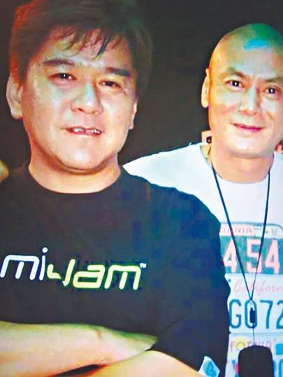 ■劉家輝(右)11年突然中風,正是黃宗賜報警送院。■黃宗賜當年與林文龍和曾守明十分老友。 ■劉家輝(右)11年突然中風,正是黃宗賜報警送院。■黃宗賜當年與林文龍和曾守明十分老友。