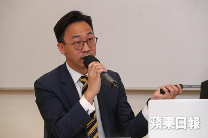 ■呼吸系統專科醫生盧浩然指,每4個港人約有1個患鼻敏感。張志華攝 ■呼吸系統專科醫生盧浩然指,每4個港人約有1個患鼻敏感。張志華攝
