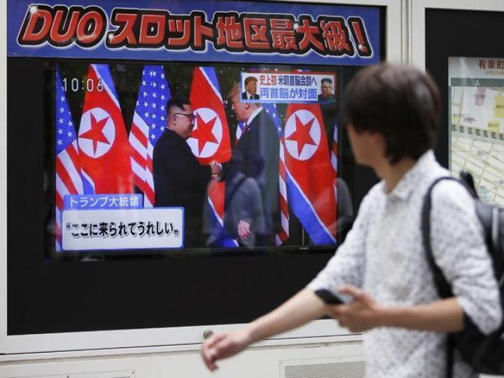 ■日本民眾十分留意特金會消息。路透社 ■日本民眾十分留意特金會消息。路透社