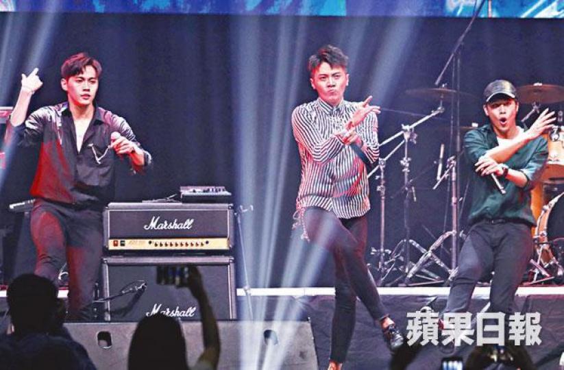 ■BOP前晚參加慈善音樂會,Tyrese(右)未有受緋聞影響心情。■Tyrese解釋當日係即興約林欣彤。資料圖片林欣彤■Tyrese稱同女友感情好穩定,有結婚打算。資料圖片 ■BOP前晚參加慈善音樂會,Tyrese(右)未有受緋聞影響心情。■Tyrese解釋當日係即興約林欣彤。資料圖片林欣彤■Tyrese稱同女友感情好穩定,有結婚打算。資料圖片