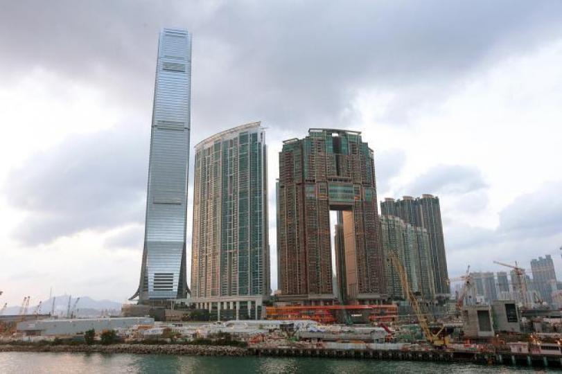 ■內地土豪買樓不住是常事,在香港最大機會空置房屋的,是內地業主。資料圖片 ■內地土豪買樓不住是常事,在香港最大機會空置房屋的,是內地業主。資料圖片