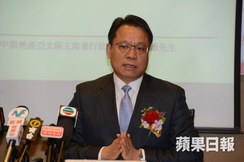 ■中原地產亞太區主席兼行政總裁黃偉雄。何耀勤攝 ■中原地產亞太區主席兼行政總裁黃偉雄。何耀勤攝