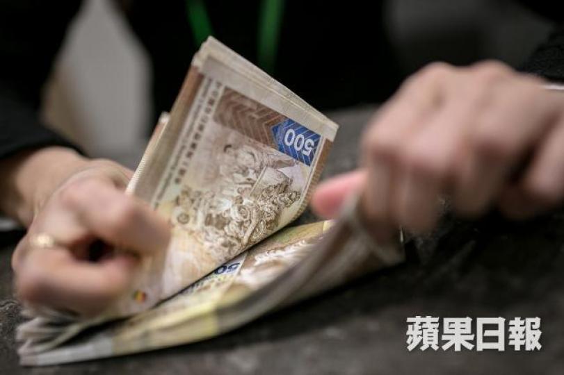 ■3個月港元拆息定盤價六連升。 ■3個月港元拆息定盤價六連升。