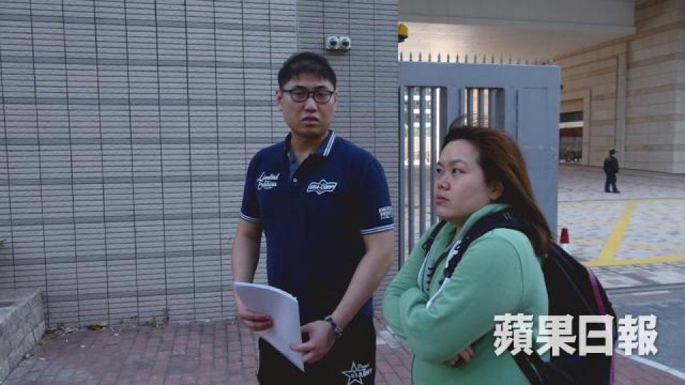 ■被告吳浩彬（左）