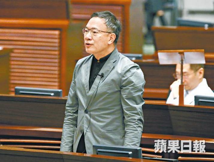■謝偉俊昨指將研究加強議員被逐離場的罰則。馬泉崇攝 ■謝偉俊昨指將研究加強議員被逐離場的罰則。馬泉崇攝