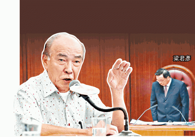 ■黃宏發批評梁君彥主持會議的方法「有問題」。 ■黃宏發批評梁君彥主持會議的方法「有問題」。