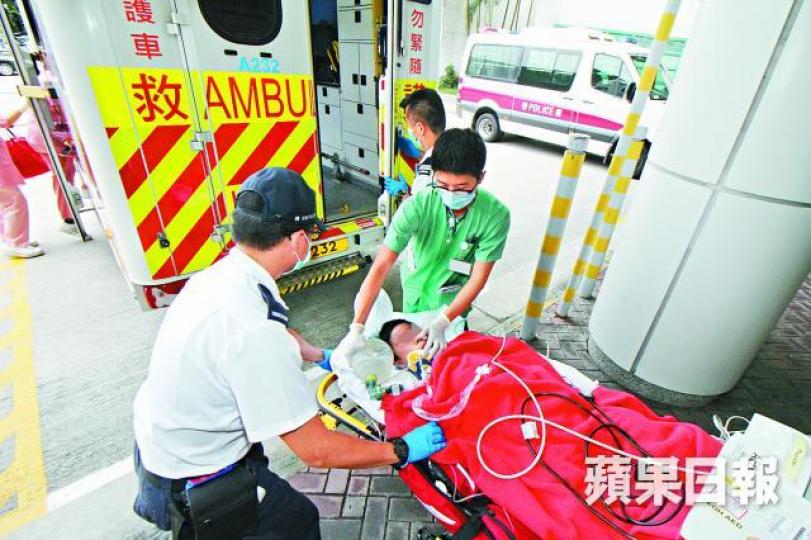 ■男童昨送院搶救時已陷昏迷,目前情況危殆。劉柏麟攝 ■男童昨送院搶救時已陷昏迷,目前情況危殆。劉柏麟攝