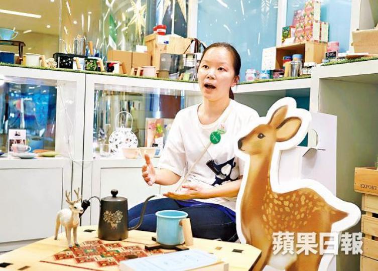■Maggie曾經歷每天工作16至17小時的非人生活。譚德潤攝 ■Maggie曾經歷每天工作16至17小時的非人生活。譚德潤攝