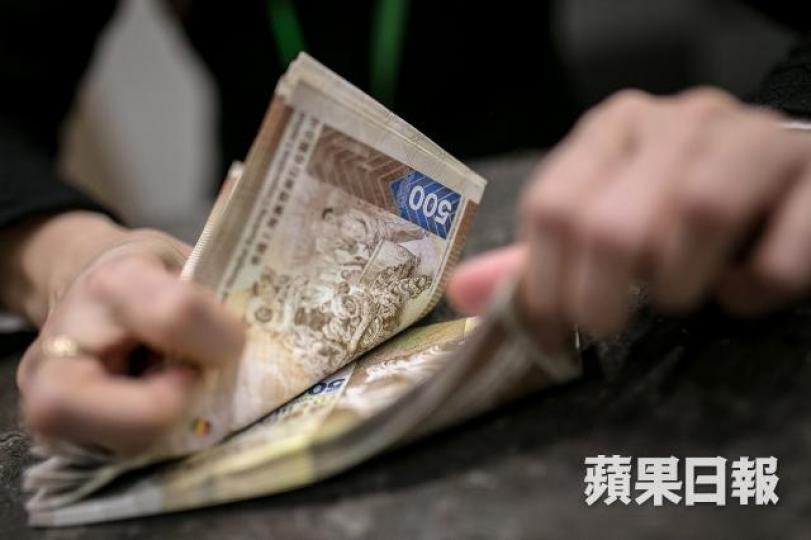 ■港元1個月拆息定盤價昨連續第16日上升至1.78厘。資料圖片 ■港元1個月拆息定盤價昨連續第16日上升至1.78厘。資料圖片