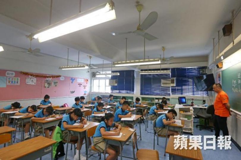 ■教育局發通告指已預留日子舉辦2019年的小三、小六全港性系統評估。資料圖片 ■教育局發通告指已預留日子舉辦2019年的小三、小六全港性系統評估。資料圖片