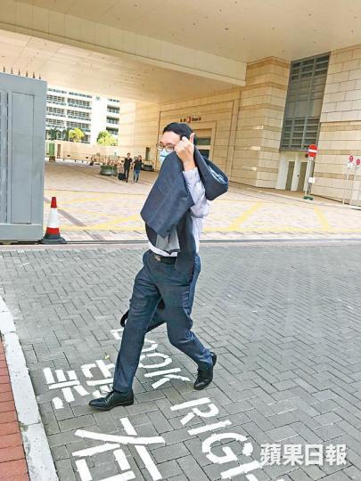 ■婦產科主管李啟雲承認未能及時取得血小板,以致遲了做手術。楊家樂攝
■婦產科主管李啟雲承認未能及時取得血小板,以致遲了做手術。楊家樂攝