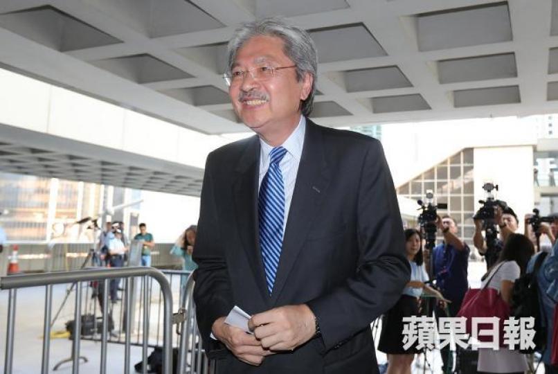 ■曾俊華形象正面,離開政府機關之後,依然獲市民厚愛。 資料圖片 ■曾俊華形象正面,離開政府機關之後,依然獲市民厚愛。 資料圖片