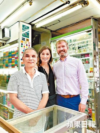 ■景叔的小店成為外國遊客打卡地。互聯網