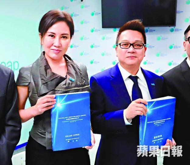 ■梁賀琪(左)昨日表示,補習名師是有能者居之。譚德潤攝■遵理旗下補習名師包括林溢欣。 ■梁賀琪(左)昨日表示,補習名師是有能者居之。譚德潤攝■遵理旗下補習名師包括林溢欣。