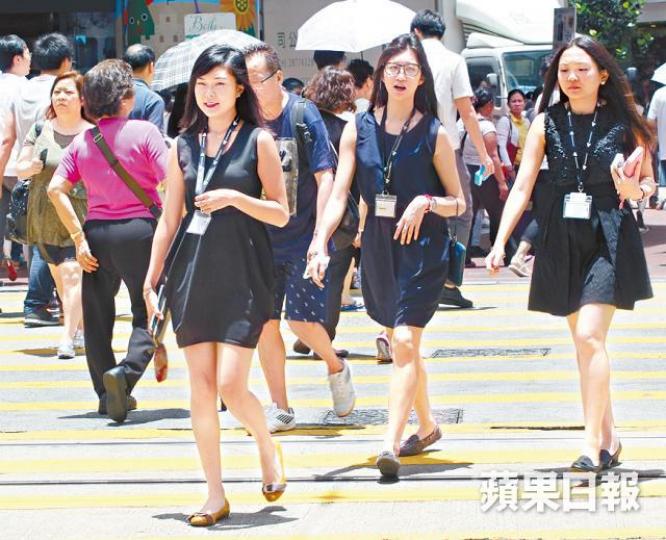 ■強積金上月見紅,打工仔退休金人均流失8,000元。資料圖片 ■強積金上月見紅,打工仔退休金人均流失8,000元。資料圖片