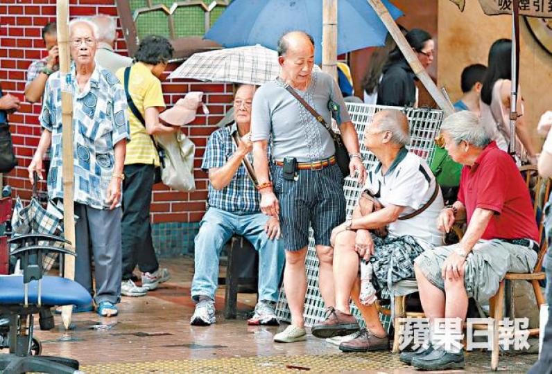 ■公共年金為退休人士提供多一個理財選擇。資料圖片 ■公共年金為退休人士提供多一個理財選擇。資料圖片