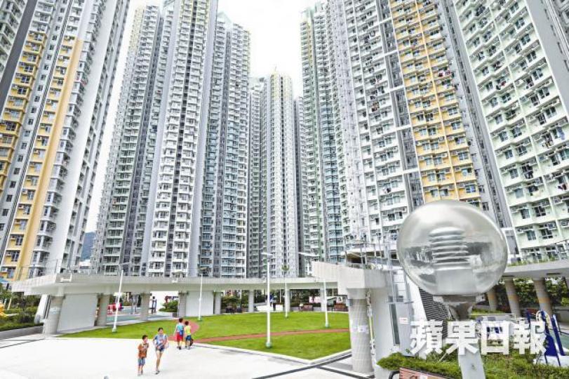 ■房委會按機制建議於今年9月上調公屋租金一成;圖為啟晴邨。李家皓攝 ■房委會按機制建議於今年9月上調公屋租金一成;圖為啟晴邨。李家皓攝