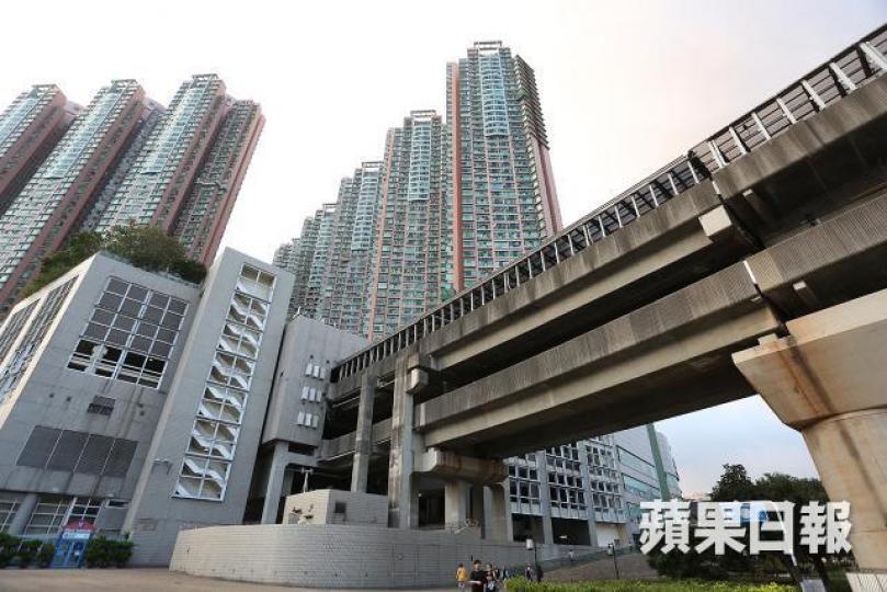 ■盈翠半島5樓單號車位,位處單邊位置,以300萬元沽出。 ■盈翠半島5樓單號車位,位處單邊位置,以300萬元沽出。