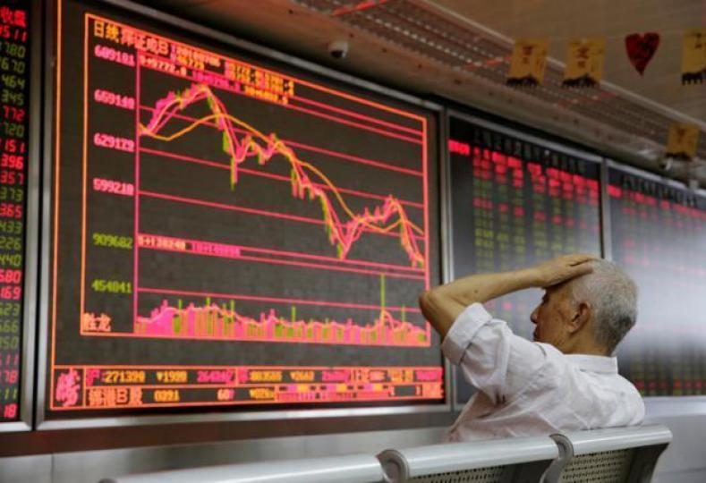 ■臨近貿易戰正式開始,A股跌勢加劇。資料圖片 ■臨近貿易戰正式開始,A股跌勢加劇。資料圖片